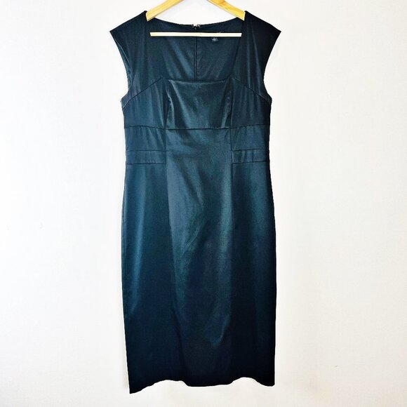 Banana Republic Dresses & Skirts - 2/$20 Banana Republic Sleeveless Shift Dress